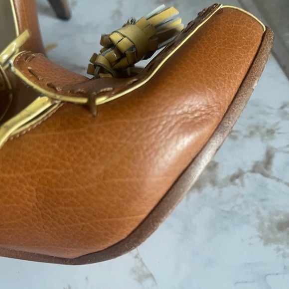 YSL Tan Heels - Picture 15 of 16